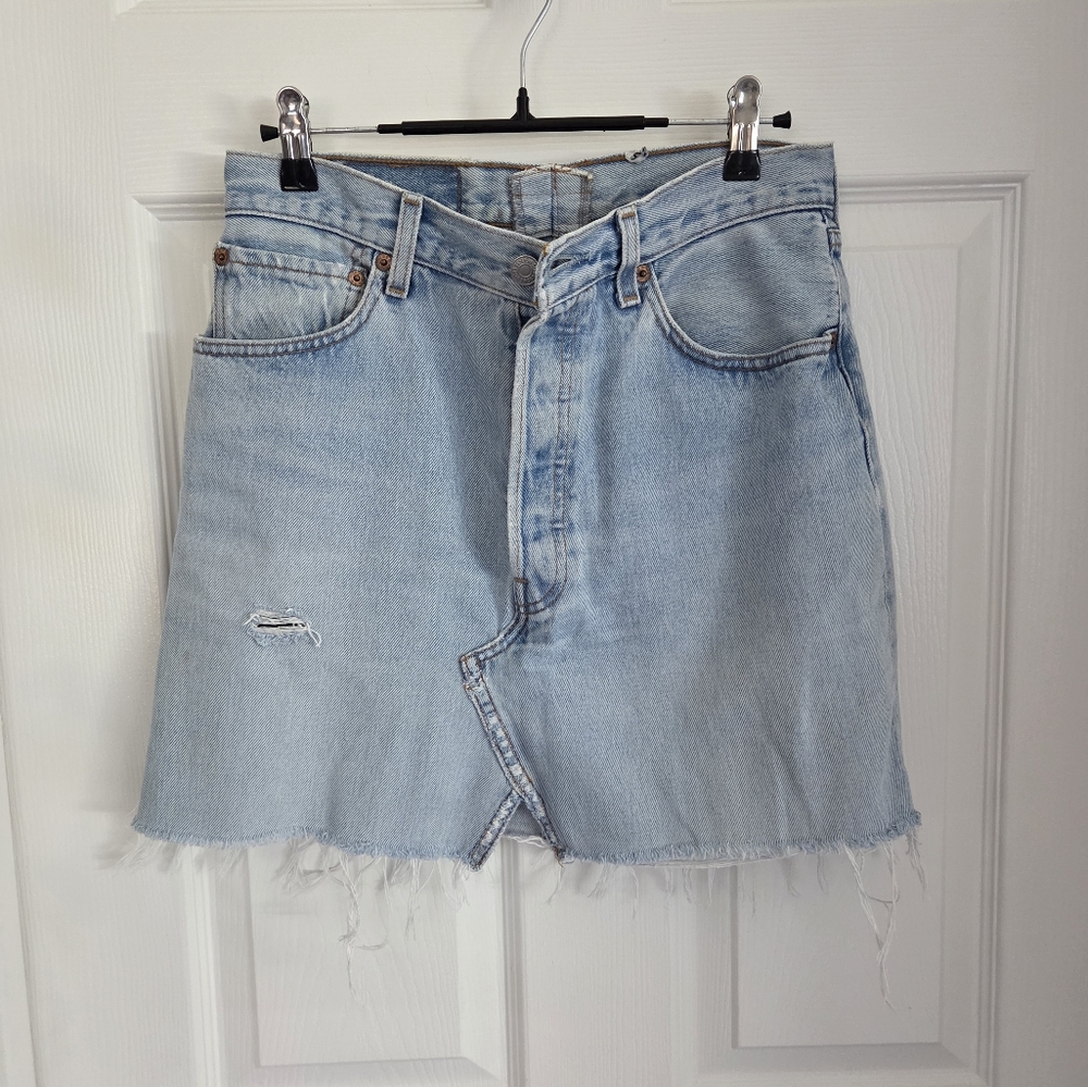 Levi's Skirt